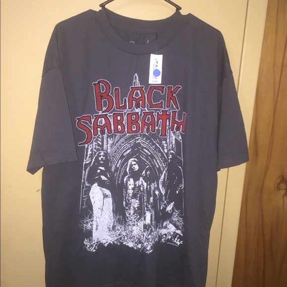 Black sabbath 1975 tour shirt Clearance